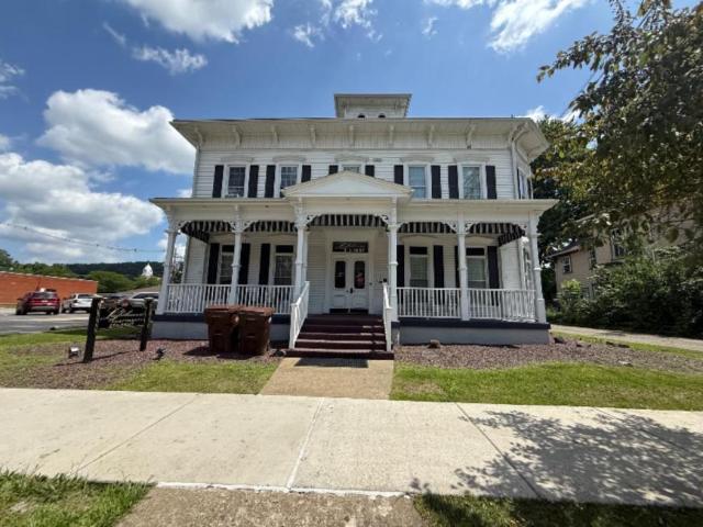 1 bedroom, Franklin PA 16323 105919212