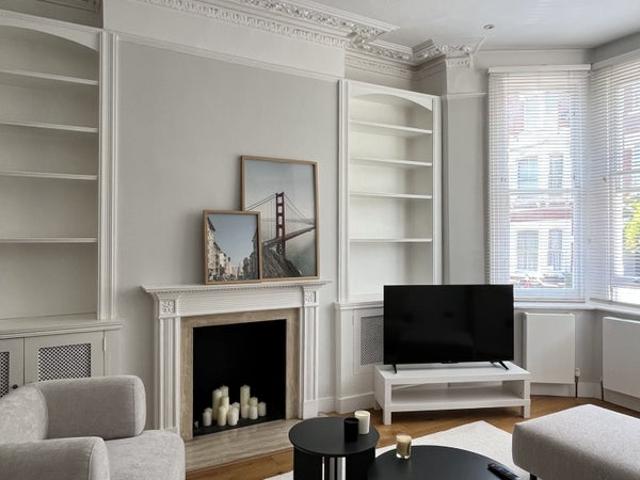 1 bedroom furnished flat in Hammersmith