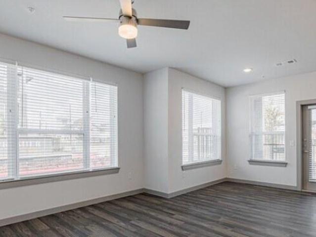 1 bedroom, Katy TX 77493 104861621