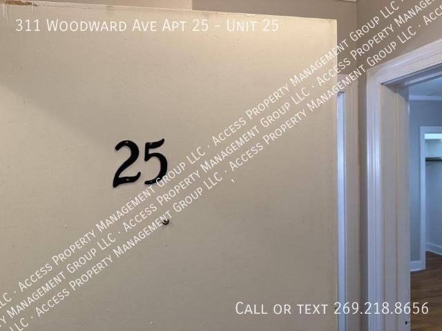 1 bedroom, Kalamazoo MI 49007 104615025