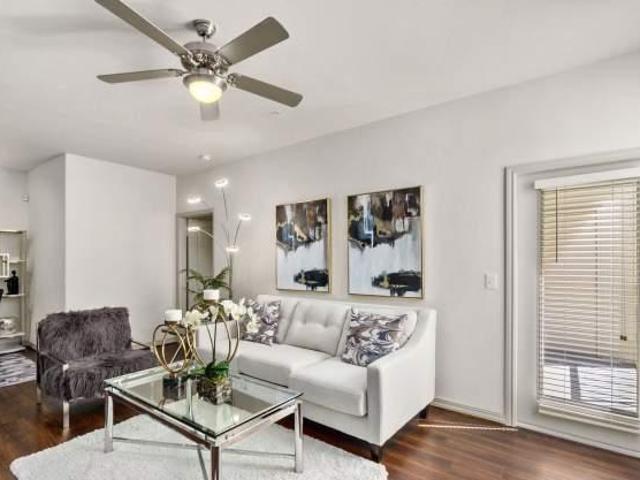 1 bedroom, Kingwood TX 77339 105220991