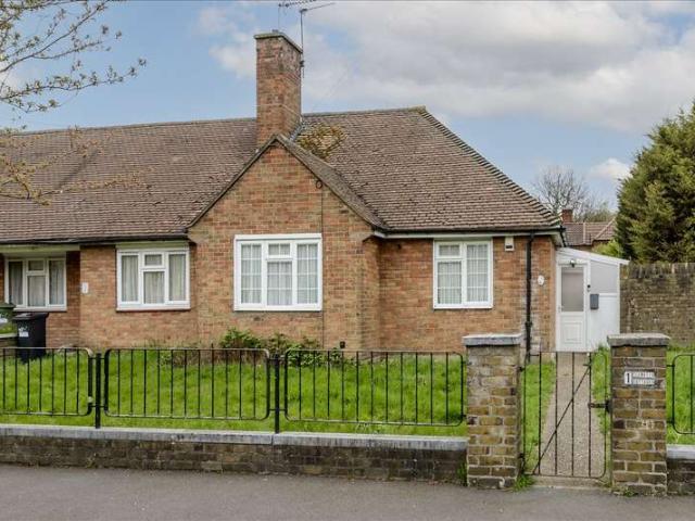 1 Bedroom House
