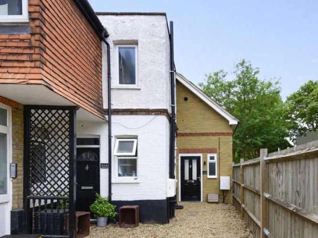1 Bedroom House