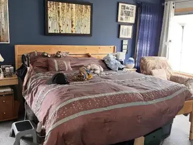 1 Bedroom House Cochrane AB 105309114
