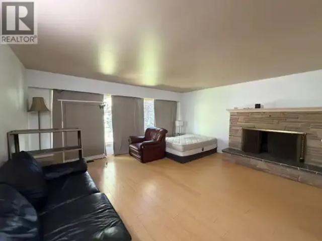 1 Bedroom House Coquitlam BC 102204197