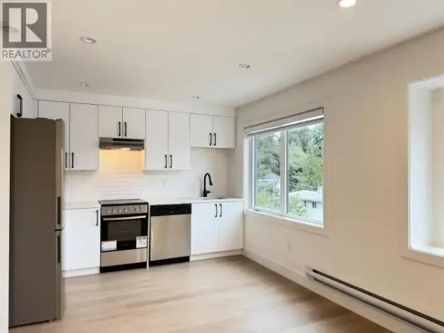 1 Bedroom House Coquitlam BC 105378542