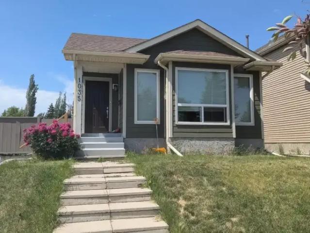 1 Bedroom House Calgary AB 104957260