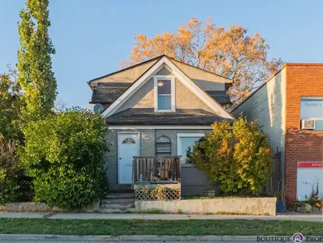 1 Bedroom House Calgary AB 104957364