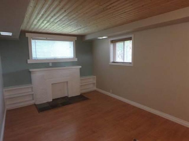 1 Bedroom House Calgary AB 105099772