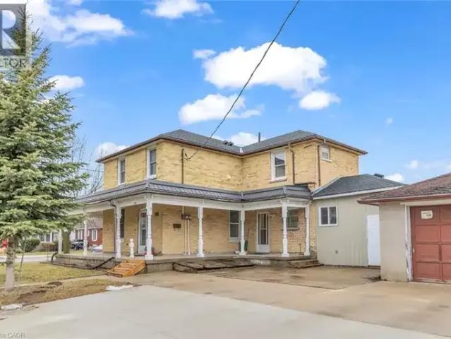1 Bedroom House Cambridge ON 104257381