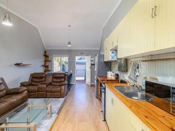 1 Bedroom House Cape Town Western Cape 102667444
