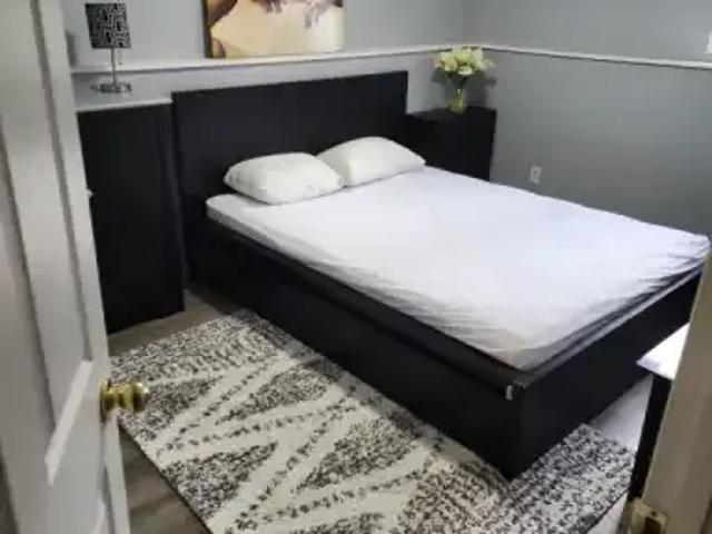 1 Bedroom House Airdrie AB 102394164