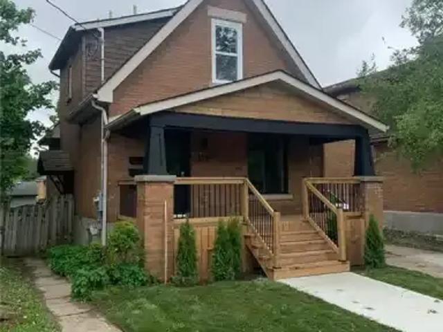 1 Bedroom House Guelph ON 105704292