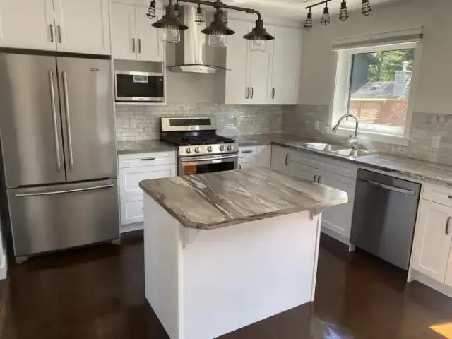 1 Bedroom House Edmonton AB 104876714