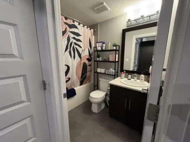 1 Bedroom House Edmonton AB 104940952