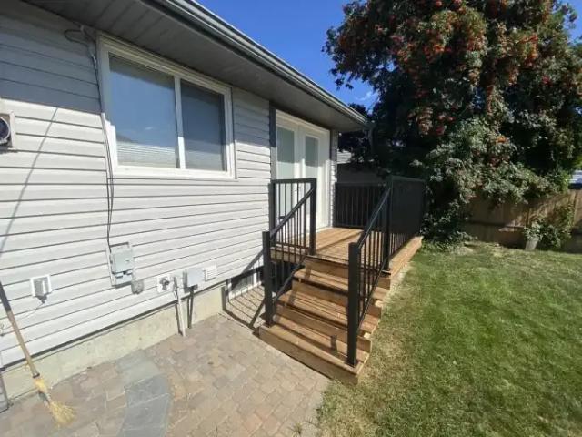 1 Bedroom House Edmonton AB 105226695