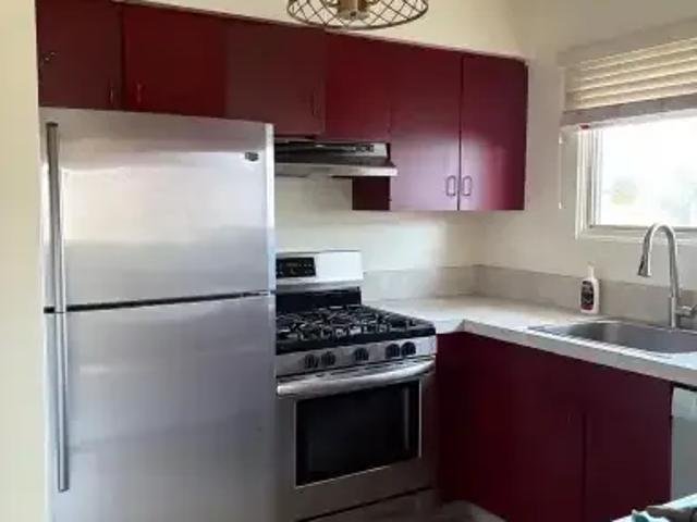 1 Bedroom House Edmonton AB 105581041