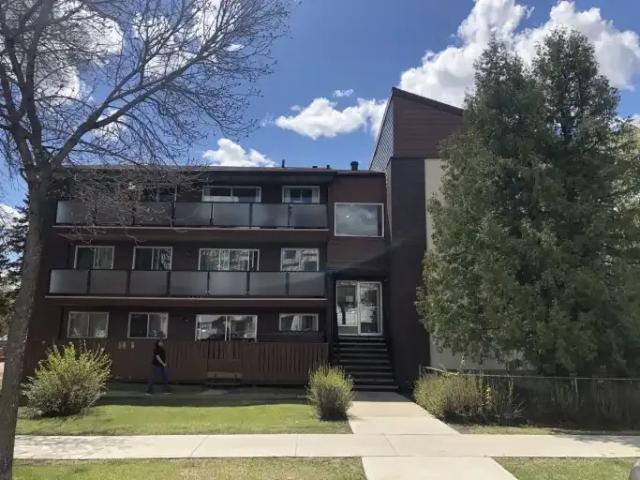 1 Bedroom House Edmonton AB 105601847
