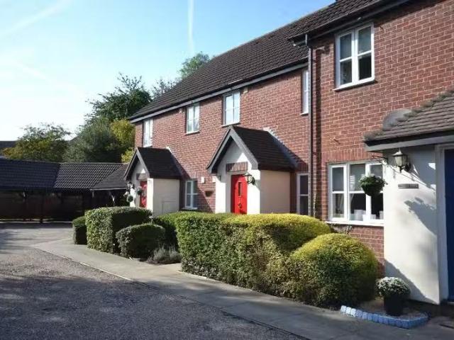 1 bedroom house for rent in Church Walk, Ongar Road, Brentwood.