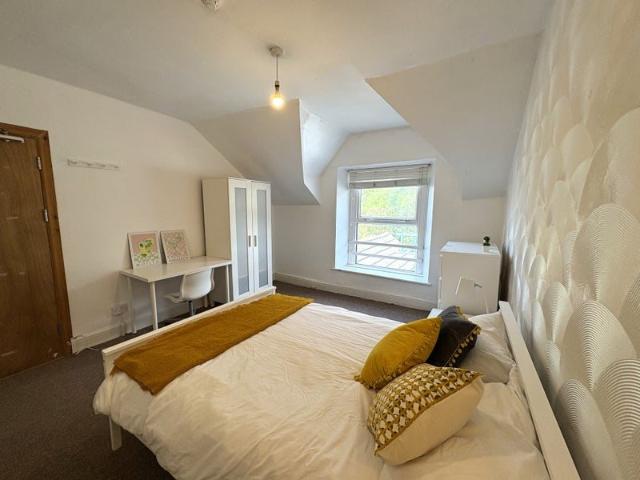 1 bedroom house for rent in City Centre