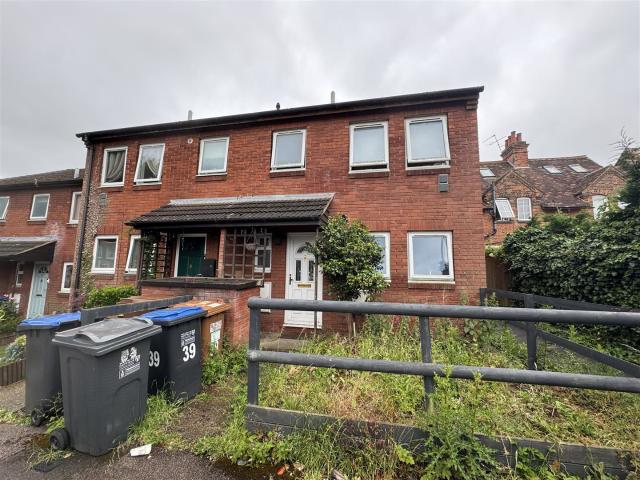 1 bedroom house for rent in St. Etheldredas Drive, Hatfield, Al10