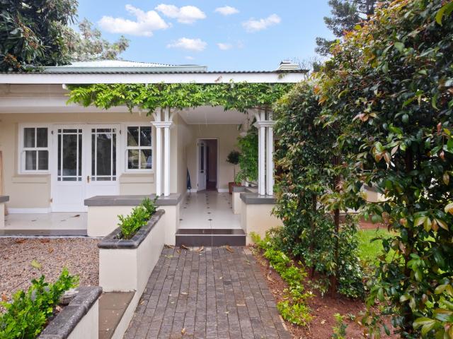 1 bedroom house for rent in Parktown North