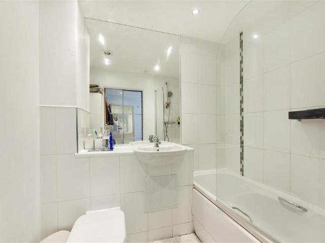 1 bedroom house for sale
