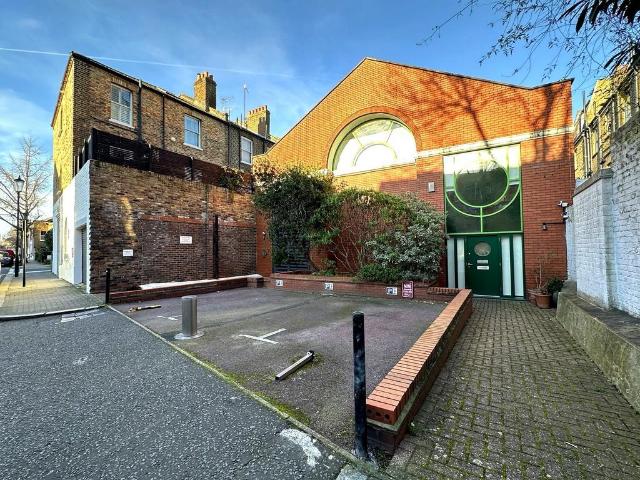 1 bedroom house for sale