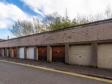 1 bedroom house for sale