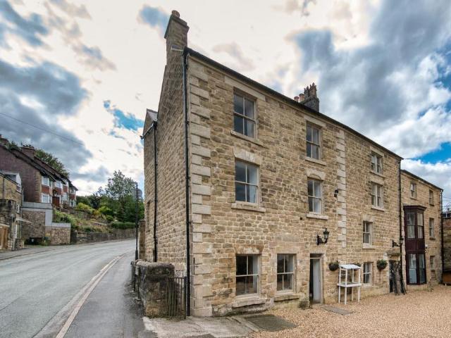 1 bedroom house for sale