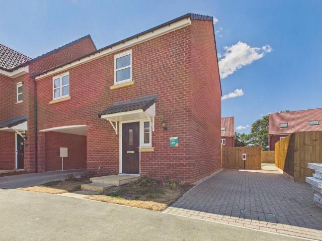 1 bedroom house for sale