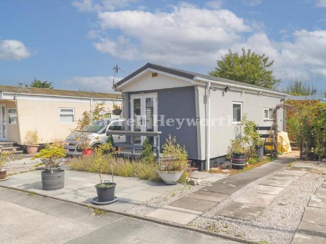 1 bedroom house for sale