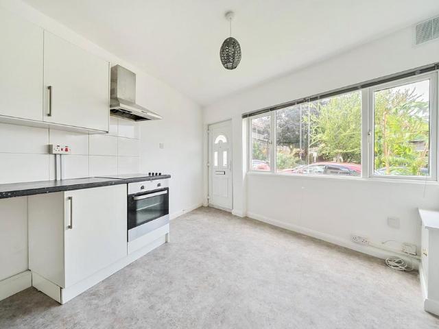 1 bedroom house for sale