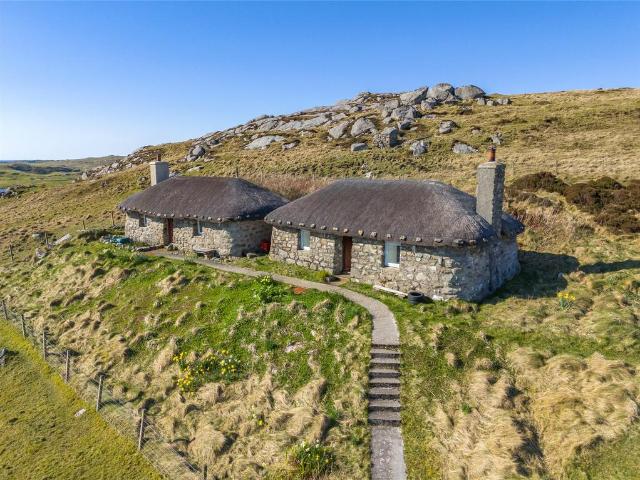 2 bedroom house for sale