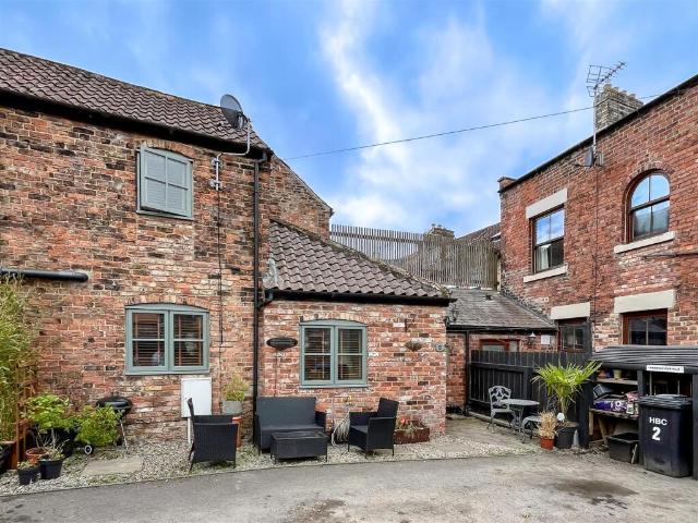 1 bedroom house for sale