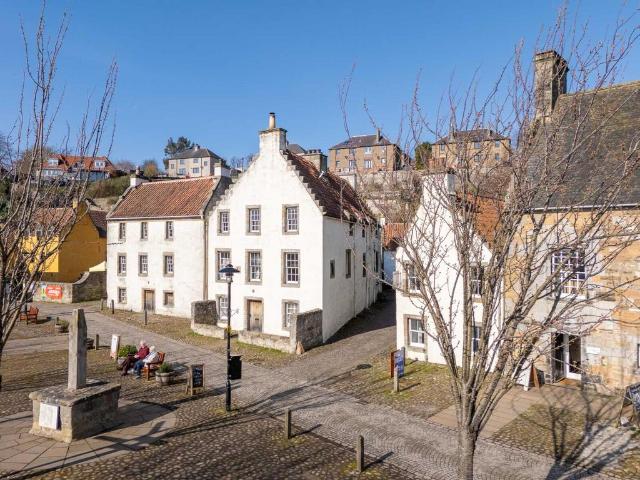 1 bedroom house for sale