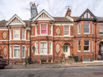1 bedroom house for sale