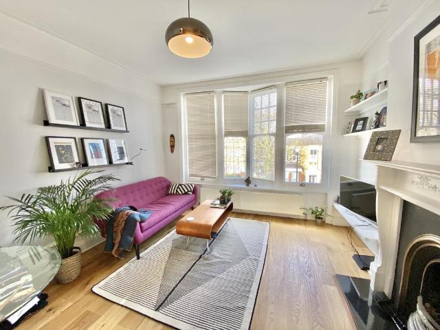 1 bedroom flat for sale