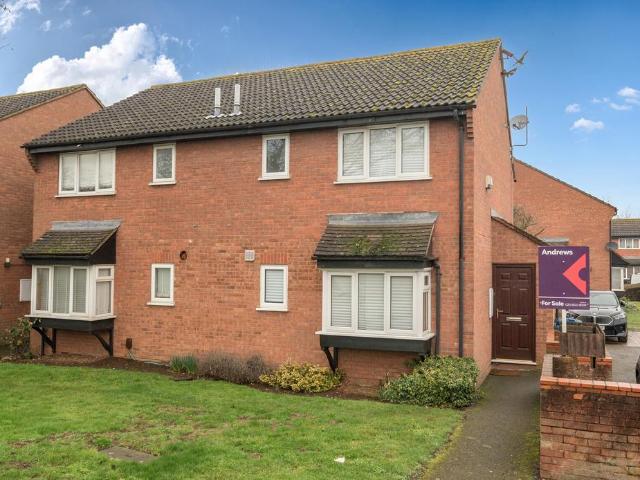 1 bedroom house for sale
