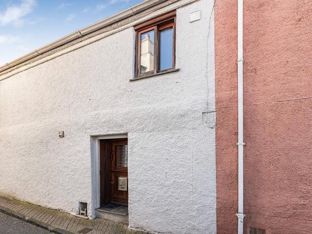 1 bedroom house for sale