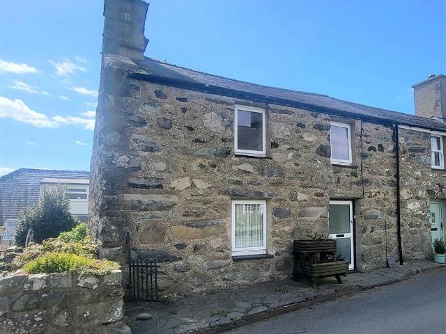1 bedroom house for sale