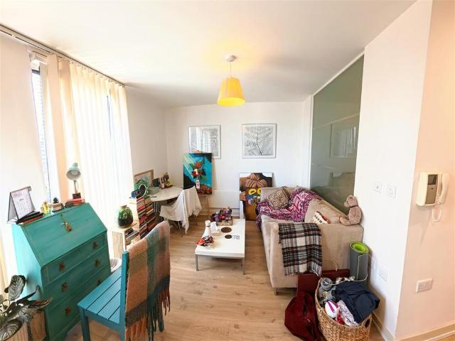 1 bedroom house for sale