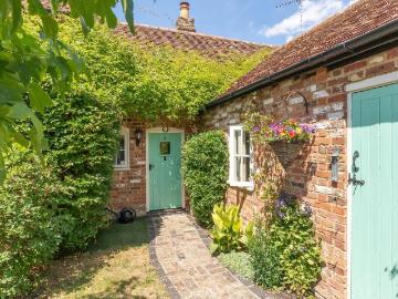 1 bedroom house for sale