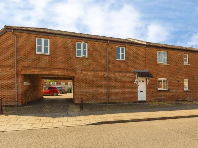 1 bedroom house for sale
