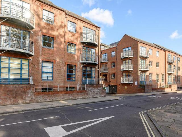1 bedroom house for sale