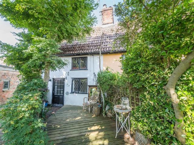 1 bedroom house for sale