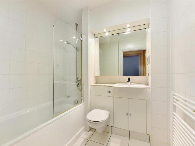 1 bedroom house for sale