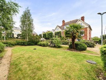 1 bedroom house for sale