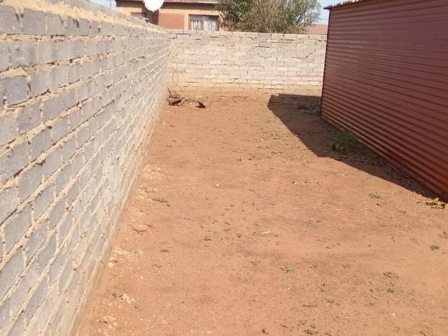 1 Bedroom House For Sale in Boitumelo