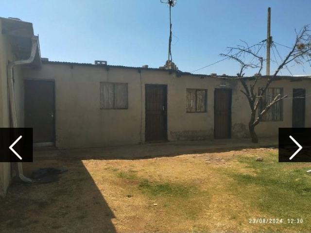 1 Bedroom House For Sale in Drieziek